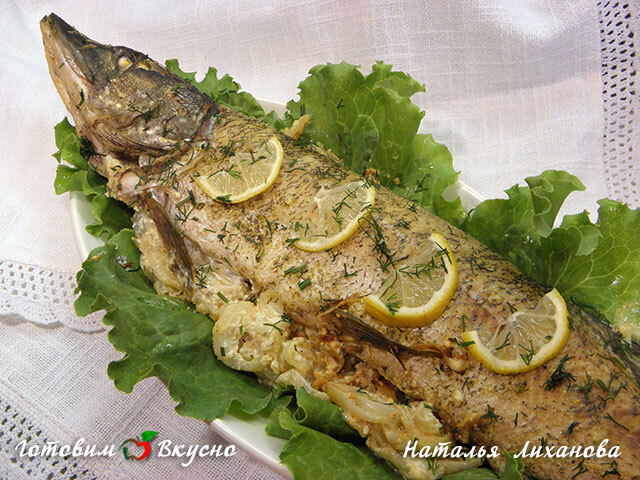 Luccio al forno in alluminio - фото рецепта